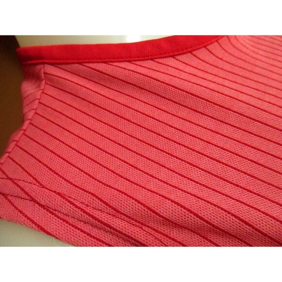 XS Vintage 1970s Red Sleeveless Ribbed Nylon/Polyester One-Piece Romper - Picture 5 of 6